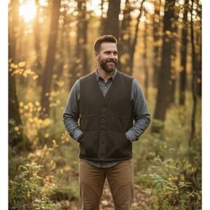 Filson Mens Mackinaw Wool Four Pocket Vest - Forest Green- Outdoor